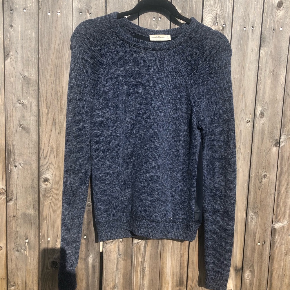 Abercrombie and Fitch Women’s Navy Sweater